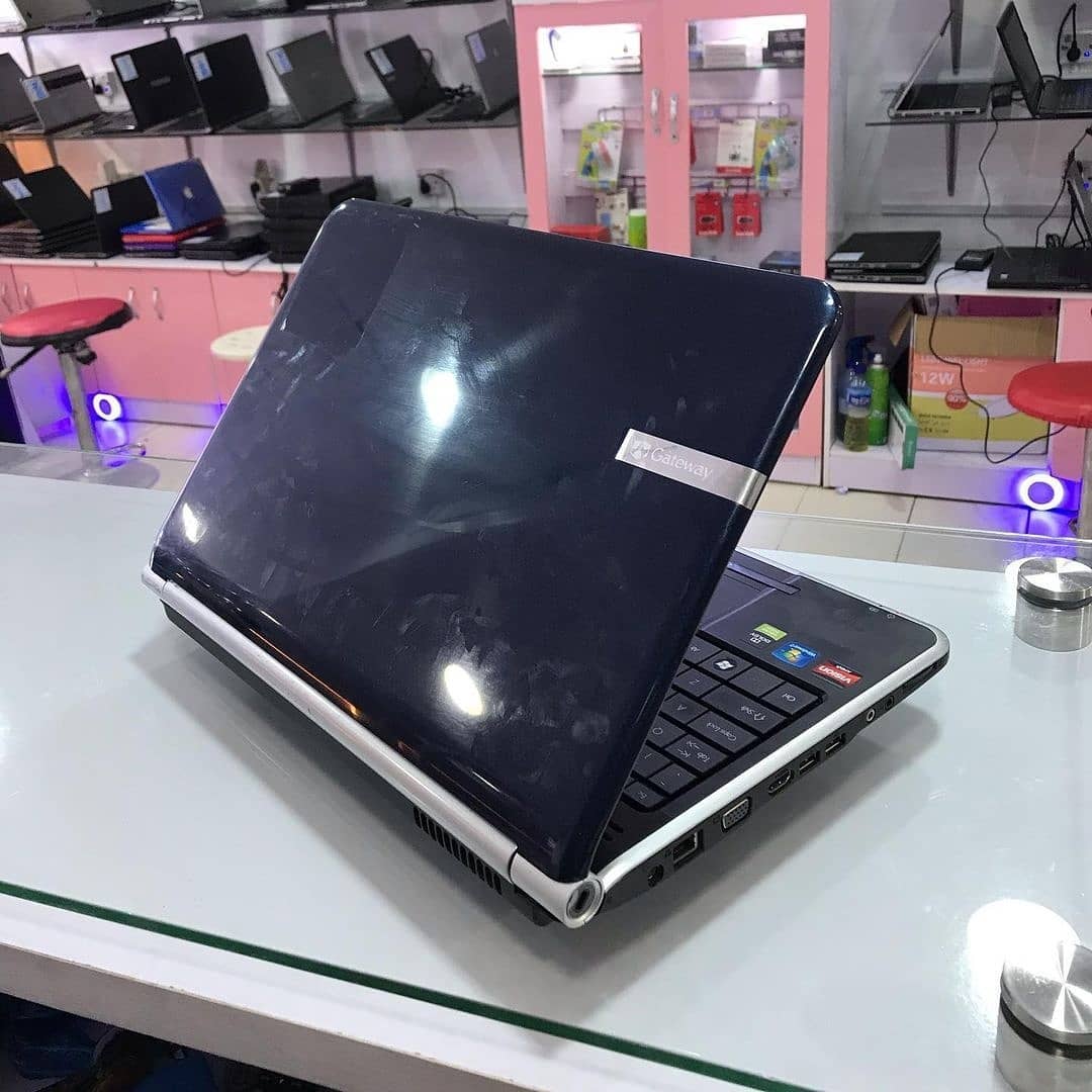 wenecomputers_store_141626047_871752526700341_605678387388468761_n