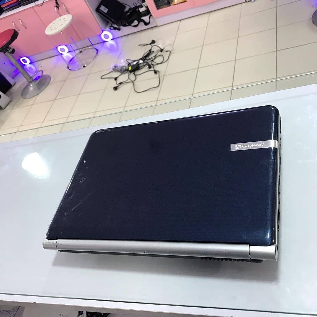 wenecomputers_store_142884883_417732126226485_5862950576511545601_n