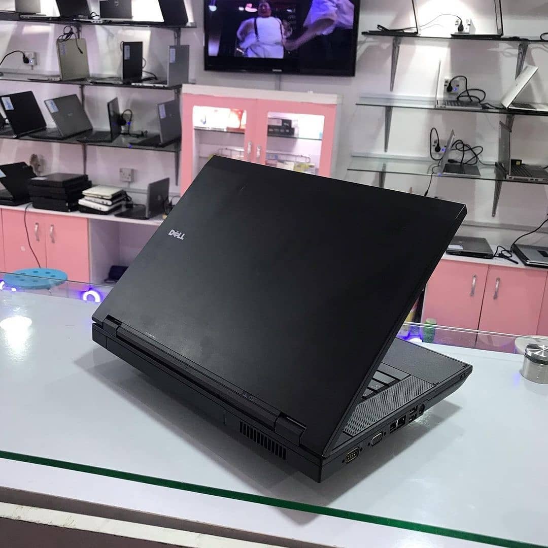 wenecomputers_store_161058149_848206319091786_4793233874214087031_n