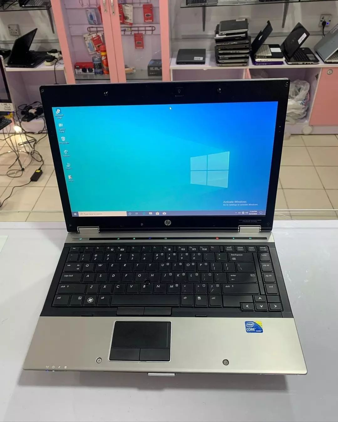 Hp Elitebook 8440p Intel core i7 HDD 320GB 8GB RAM Total Available HD 2GB _ Windows 10 Notebook – Wene Computers